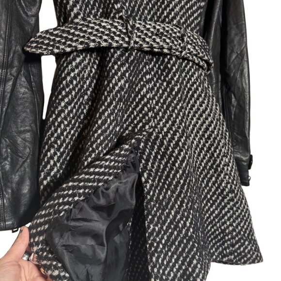 Burberry Black Leather Sleeves Wool Tweed Coat - Picture 5 of 15